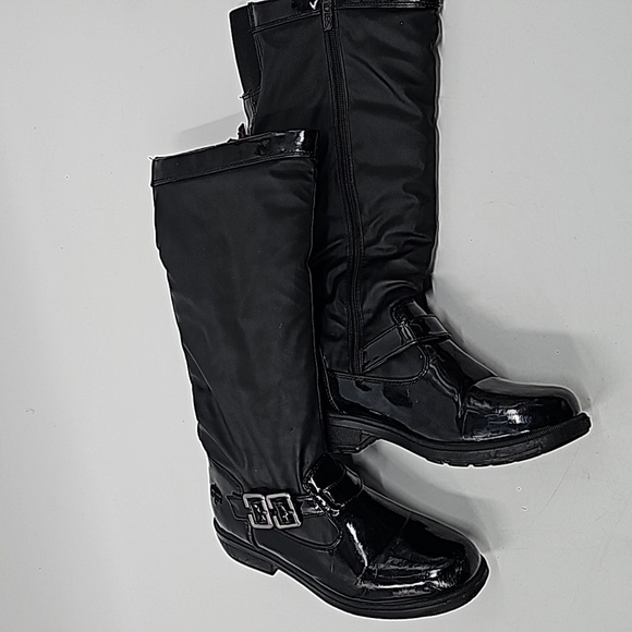 Totes Patent Leather & Nylon Winter Boots w Red Plaid Top Sock Lining - Picture 3 of 10